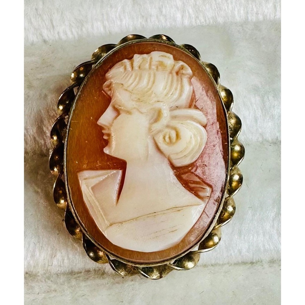 Vintage AMCO A Micallef 1/20 12K Gold Filled Carved Shell Cameo Brooch Pendant